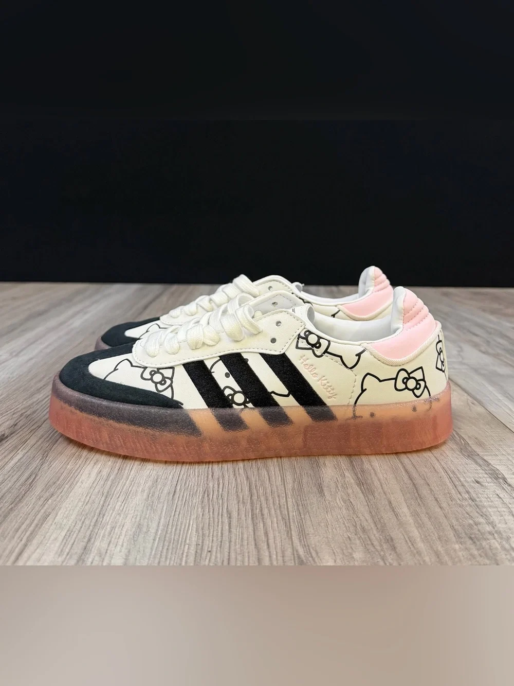 adidas Sambae Hello Kitty Platform Shoes Womens 6.5 Off White Black IG4450 NEW